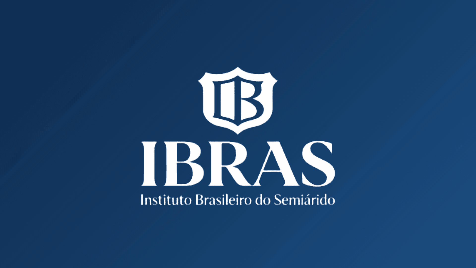 Produtor rural no semiárido brasileiro durante atividade agrícola